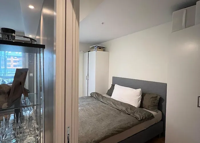 Centrally Located * Bergen